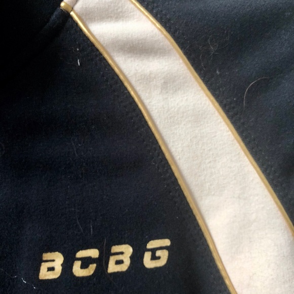 BCBG MaxAzria 2 pc set - Picture 7 of 8